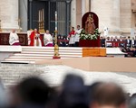 Slika Papa Franjo predsjedao sprovodnom misom za Benedikta XVI.